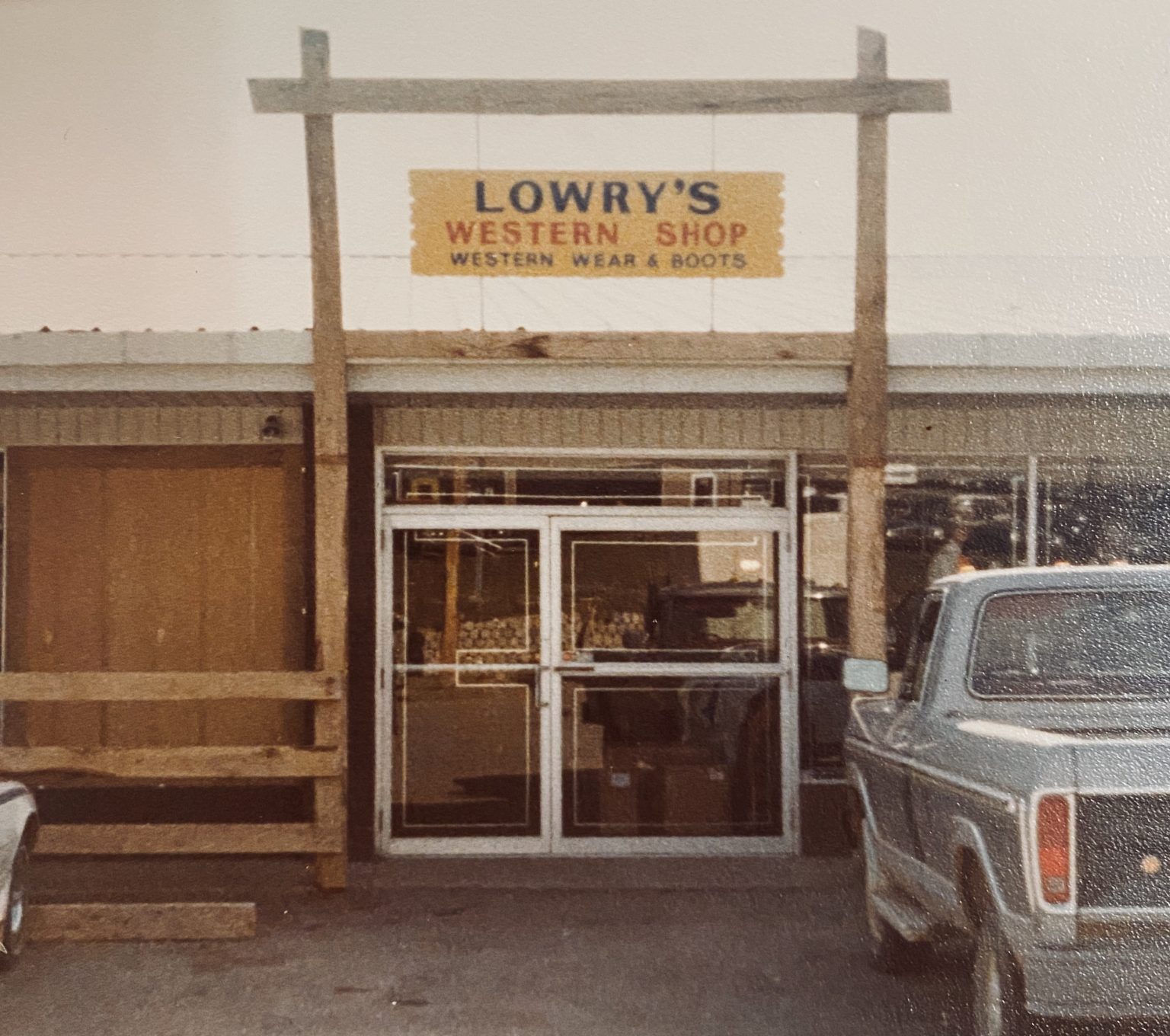 About Lowry's Western Shop