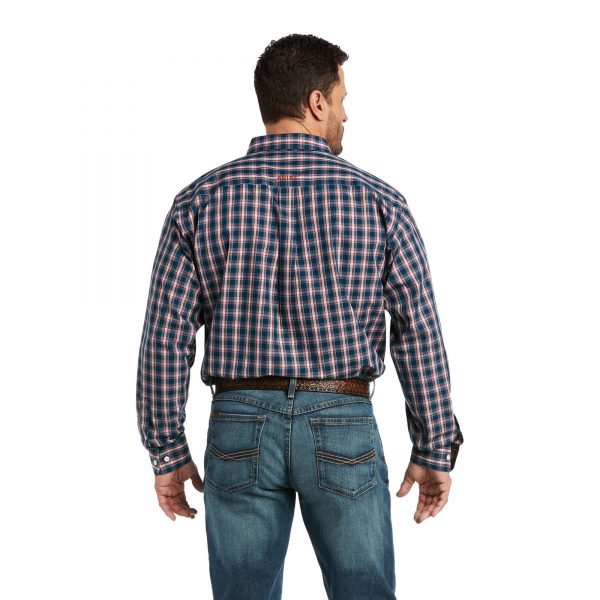 Ariat Men's Wrinkle Free Vero Classic Fit Shirt - Image 2