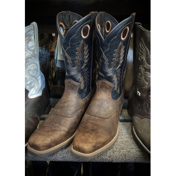 Ariat