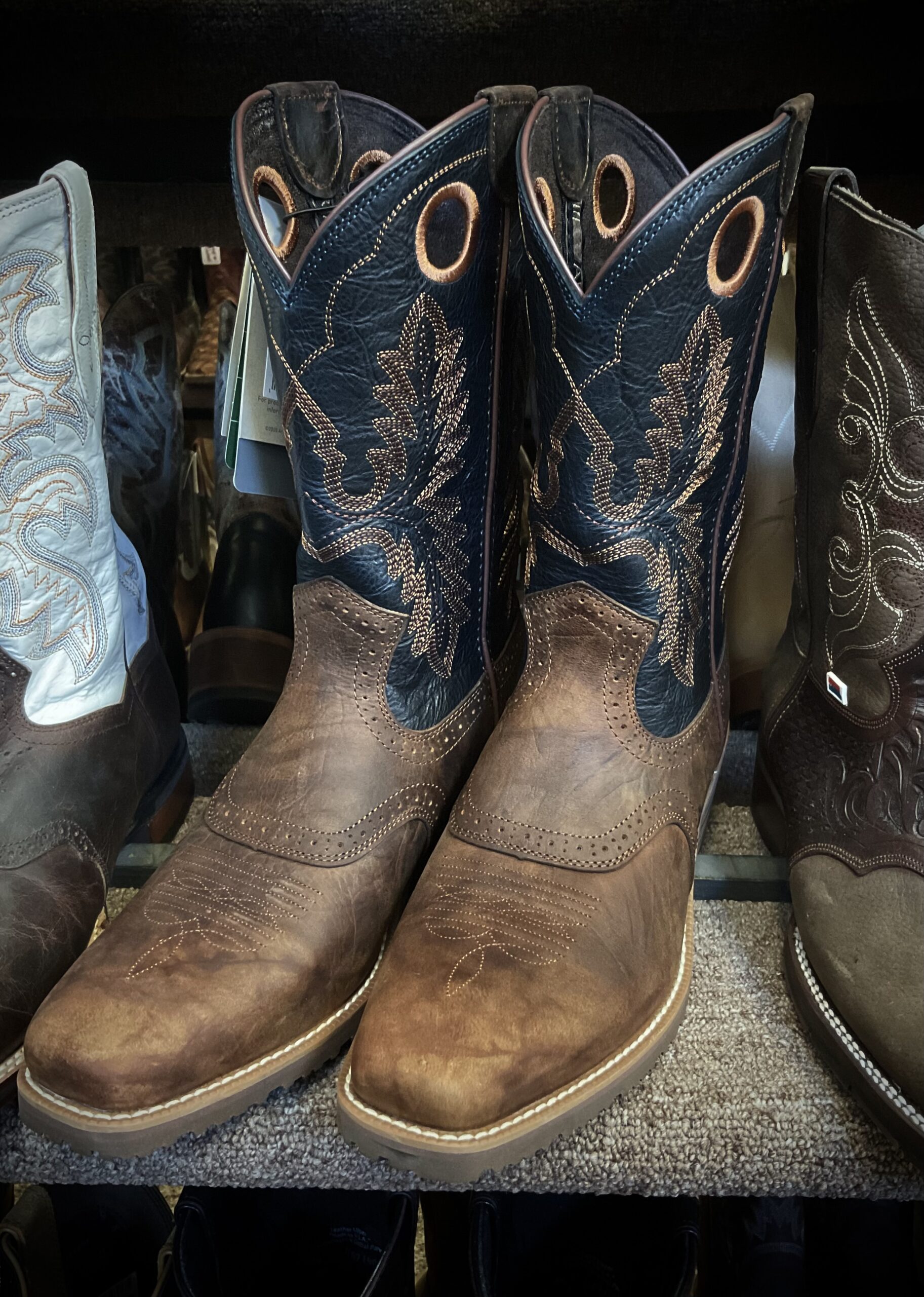 Ariat Lowry s Western Shop