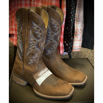 Ariat