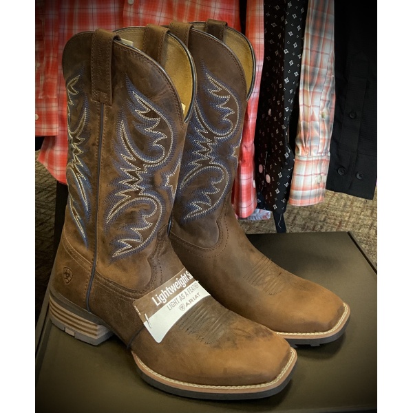 Ariat