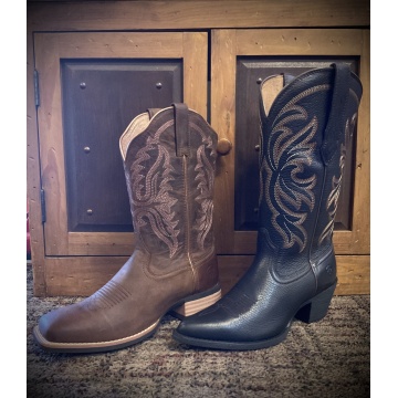 Ariat